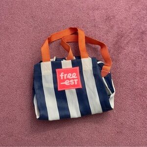 Free Est bag